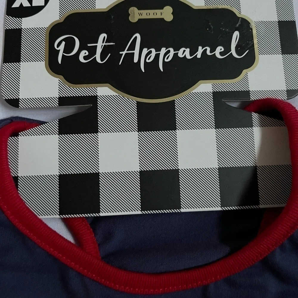 Pet apparel: doggie tank top